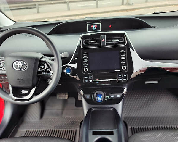 Красный Тойота Приус, объемом двигателя 1.8 л и пробегом 147 тыс. км за 19200 $, фото 13 на Automoto.ua