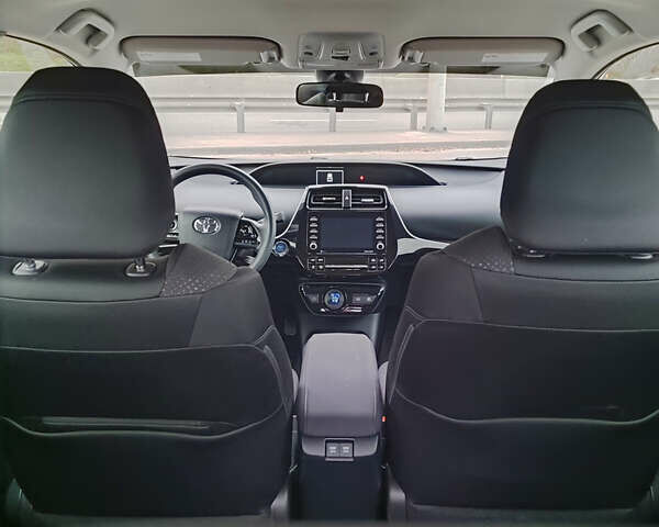 Красный Тойота Приус, объемом двигателя 1.8 л и пробегом 147 тыс. км за 19200 $, фото 20 на Automoto.ua