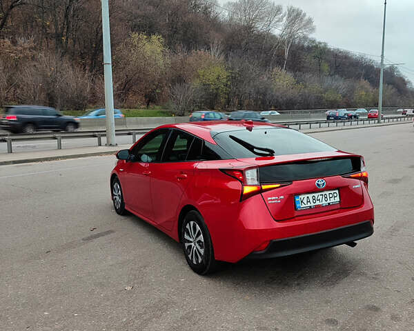 Красный Тойота Приус, объемом двигателя 1.8 л и пробегом 147 тыс. км за 19200 $, фото 6 на Automoto.ua