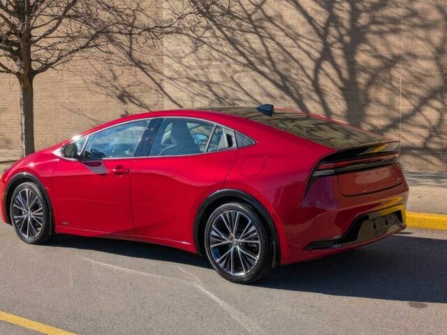 Червоний Тойота Пріус, об'ємом двигуна 2 л та пробігом 22 тис. км за 15000 $, фото 6 на Automoto.ua