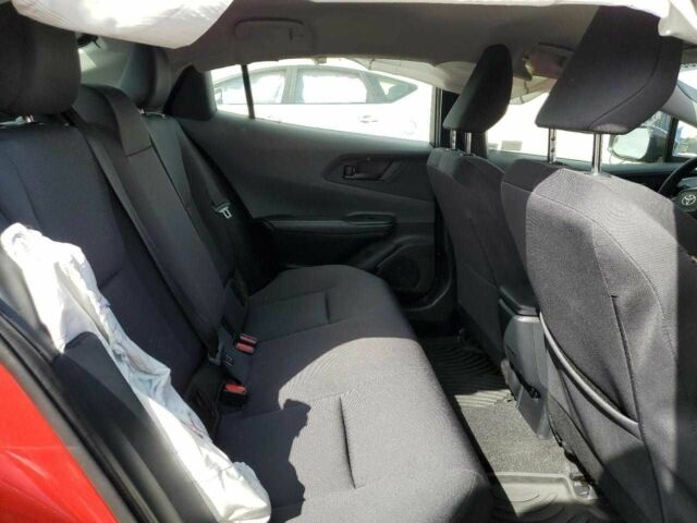 Красный Тойота Приус, объемом двигателя 2 л и пробегом 9 тыс. км за 7900 $, фото 6 на Automoto.ua