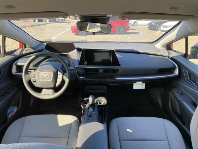 Красный Тойота Приус, объемом двигателя 2 л и пробегом 1 тыс. км за 29300 $, фото 2 на Automoto.ua