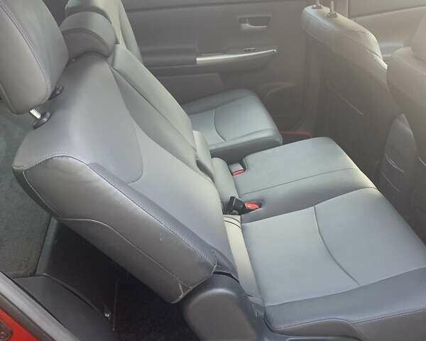 Красный Тойота Приус, объемом двигателя 1.8 л и пробегом 222 тыс. км за 13900 $, фото 14 на Automoto.ua