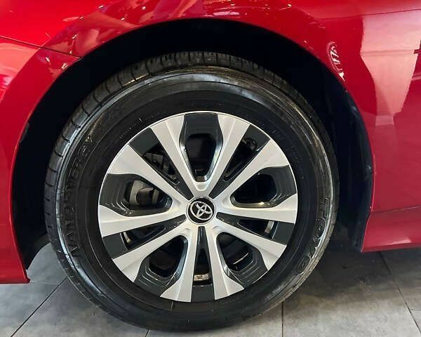 Тойота Приус, объемом двигателя 1.8 л и пробегом 10 тыс. км за 27900 $, фото 8 на Automoto.ua