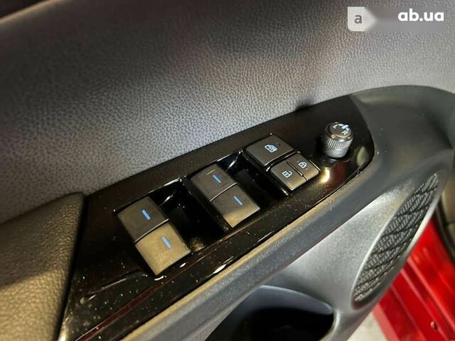 Тойота Приус, объемом двигателя 1.8 л и пробегом 10 тыс. км за 27900 $, фото 29 на Automoto.ua