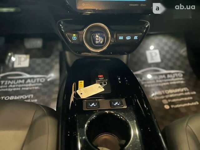 Тойота Приус, объемом двигателя 1.8 л и пробегом 10 тыс. км за 27900 $, фото 13 на Automoto.ua