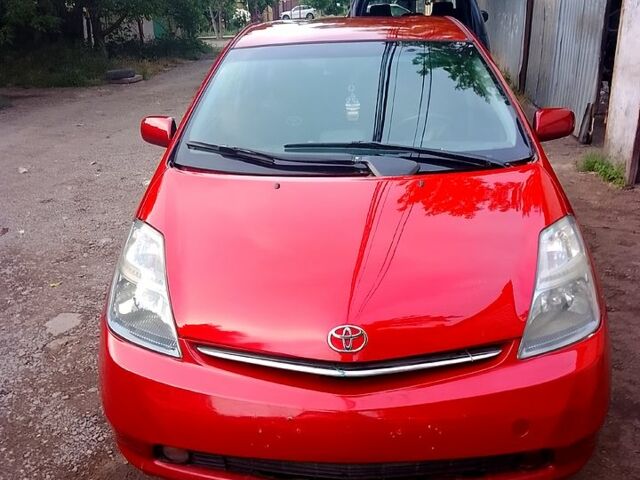 Тойота Приус, объемом двигателя 1.5 л и пробегом 190 тыс. км за 4500 $, фото 3 на Automoto.ua