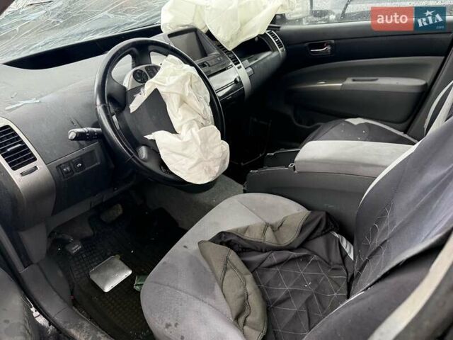 Тойота Приус, объемом двигателя 1.5 л и пробегом 120 тыс. км за 1999 $, фото 2 на Automoto.ua