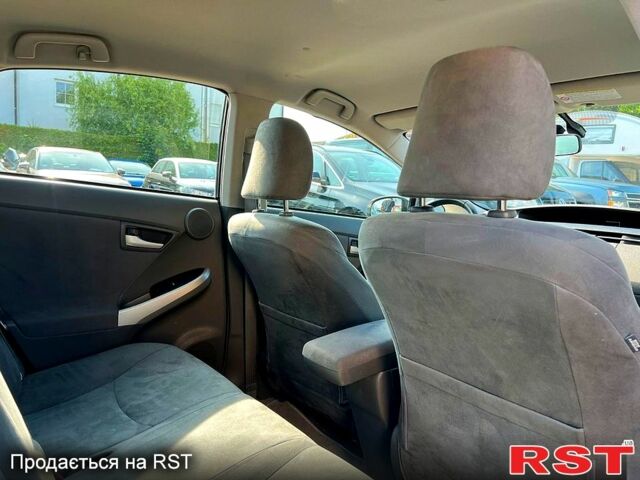 Тойота Приус, объемом двигателя 1.8 л и пробегом 126 тыс. км за 6700 $, фото 8 на Automoto.ua