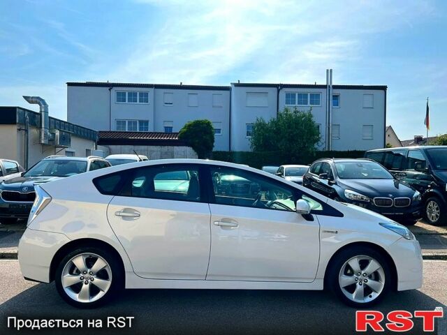 Тойота Приус, объемом двигателя 1.8 л и пробегом 126 тыс. км за 6700 $, фото 4 на Automoto.ua