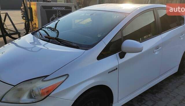 Тойота Пріус, об'ємом двигуна 1.8 л та пробігом 250 тис. км за 9500 $, фото 1 на Automoto.ua