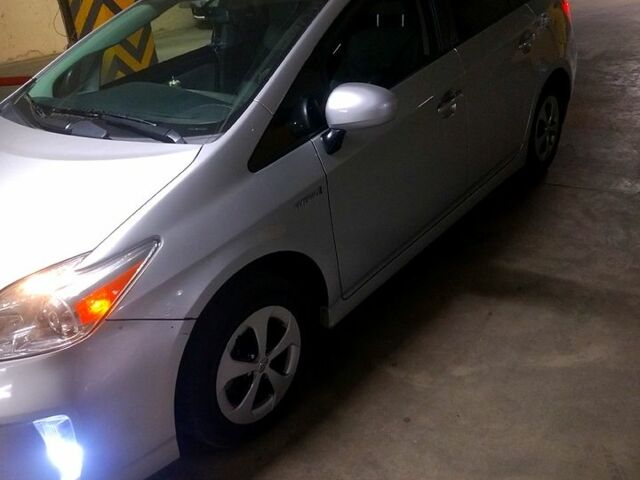 Тойота Приус, объемом двигателя 1.8 л и пробегом 263 тыс. км за 10500 $, фото 1 на Automoto.ua