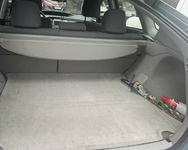 Тойота Приус, объемом двигателя 1.8 л и пробегом 200 тыс. км за 11500 $, фото 9 на Automoto.ua