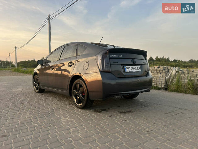 Тойота Приус, объемом двигателя 1.8 л и пробегом 322 тыс. км за 11500 $, фото 7 на Automoto.ua