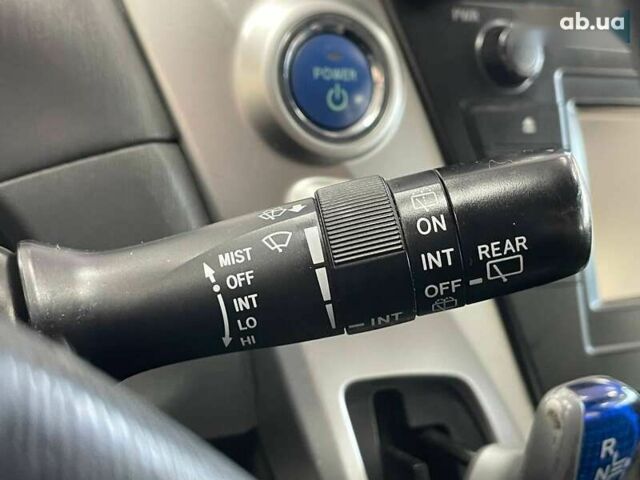 Тойота Приус, объемом двигателя 0 л и пробегом 217 тыс. км за 10990 $, фото 24 на Automoto.ua