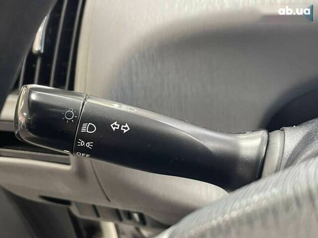 Тойота Приус, объемом двигателя 0 л и пробегом 217 тыс. км за 10990 $, фото 20 на Automoto.ua