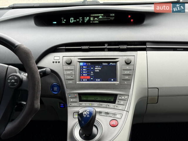 Тойота Приус, объемом двигателя 1.8 л и пробегом 220 тыс. км за 9950 $, фото 19 на Automoto.ua