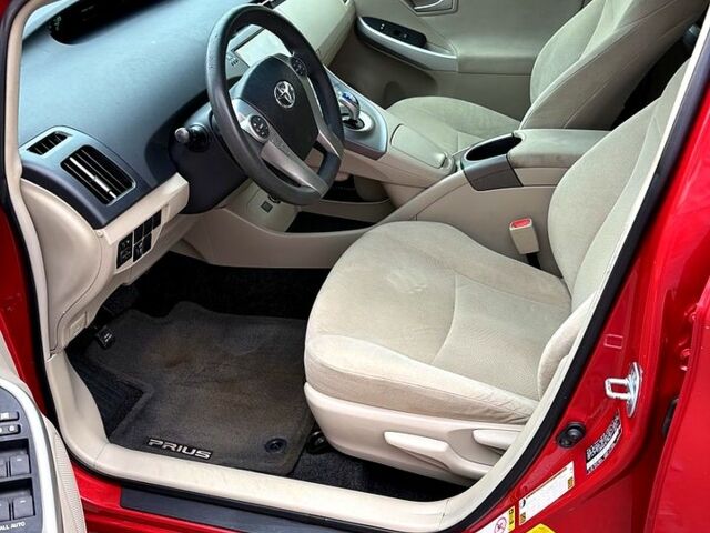 Тойота Приус, объемом двигателя 1.8 л и пробегом 167 тыс. км за 12500 $, фото 5 на Automoto.ua