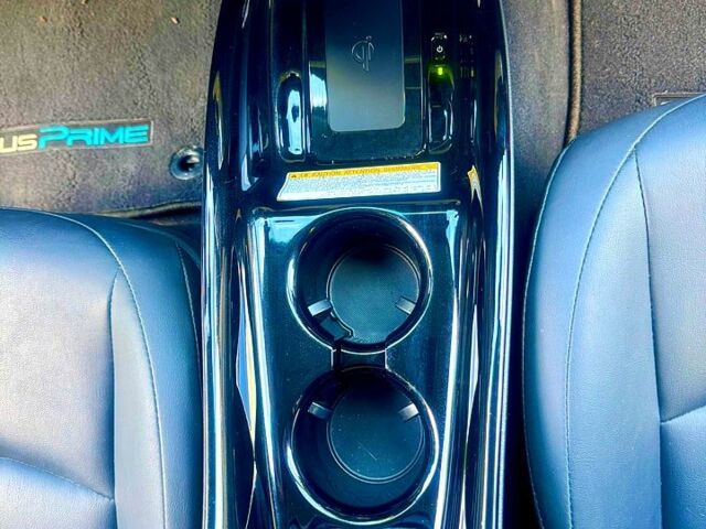 Тойота Приус, объемом двигателя 1.8 л и пробегом 137 тыс. км за 18400 $, фото 11 на Automoto.ua