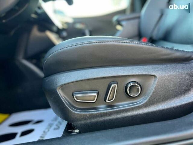 Тойота Приус, объемом двигателя 0 л и пробегом 74 тыс. км за 21900 $, фото 12 на Automoto.ua