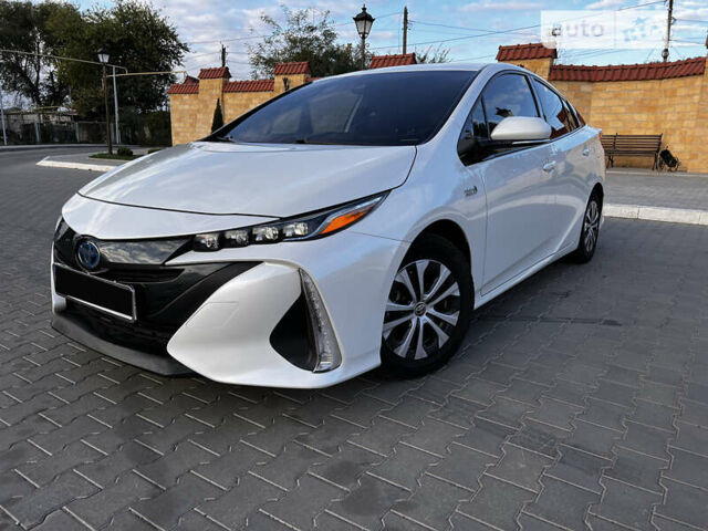 Тойота Приус, объемом двигателя 1.8 л и пробегом 90 тыс. км за 21500 $, фото 2 на Automoto.ua