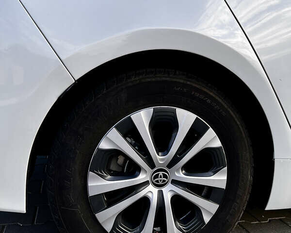 Тойота Приус, объемом двигателя 1.8 л и пробегом 90 тыс. км за 21500 $, фото 9 на Automoto.ua