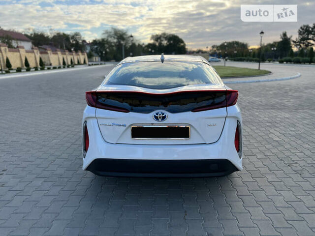 Тойота Приус, объемом двигателя 1.8 л и пробегом 90 тыс. км за 21500 $, фото 3 на Automoto.ua