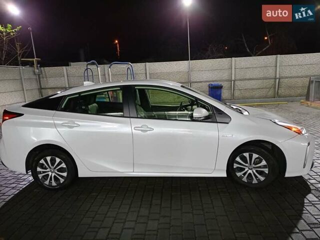 Тойота Приус, объемом двигателя 1.8 л и пробегом 53 тыс. км за 22999 $, фото 3 на Automoto.ua