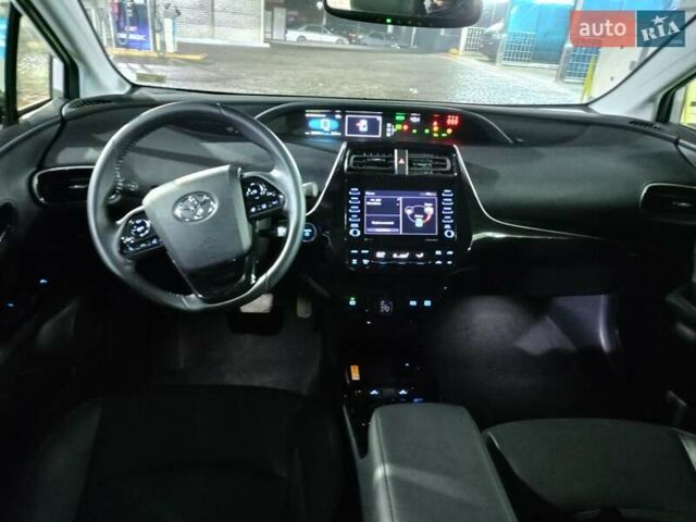 Тойота Приус, объемом двигателя 1.8 л и пробегом 53 тыс. км за 22999 $, фото 6 на Automoto.ua