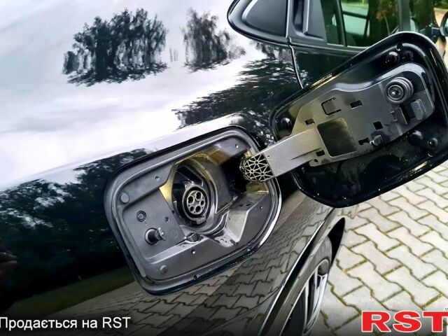 Тойота Приус, объемом двигателя 2 л и пробегом 34 тыс. км за 27000 $, фото 4 на Automoto.ua