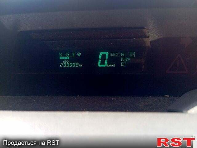 Сірий Тойота Пріус, об'ємом двигуна 1.5 л та пробігом 299 тис. км за 5900 $, фото 4 на Automoto.ua