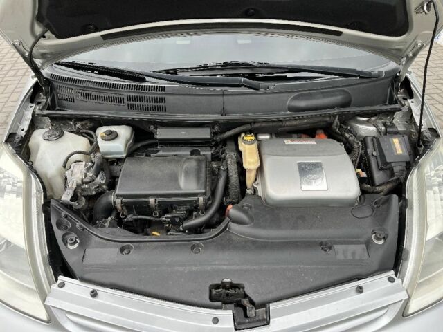 Серый Тойота Приус, объемом двигателя 0 л и пробегом 236 тыс. км за 7800 $, фото 9 на Automoto.ua