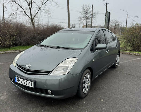 Сірий Тойота Пріус, об'ємом двигуна 1.5 л та пробігом 299 тис. км за 6700 $, фото 4 на Automoto.ua