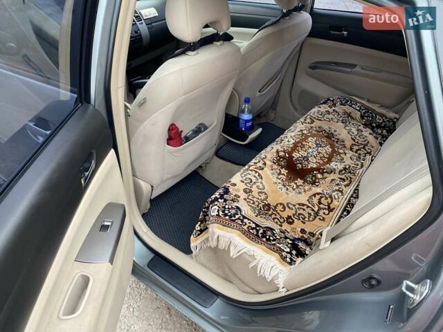 Серый Тойота Приус, объемом двигателя 1.5 л и пробегом 145 тыс. км за 6500 $, фото 2 на Automoto.ua