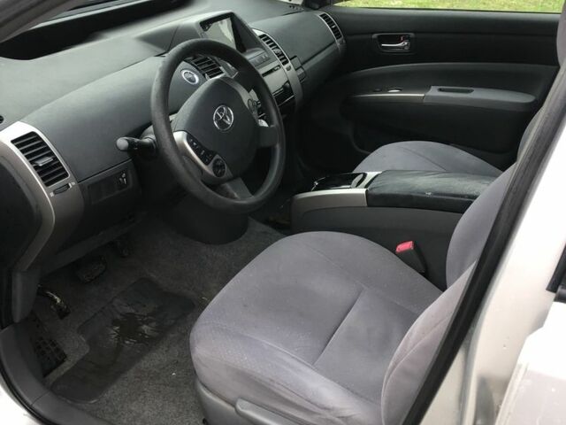 Серый Тойота Приус, объемом двигателя 1.5 л и пробегом 200 тыс. км за 3200 $, фото 4 на Automoto.ua