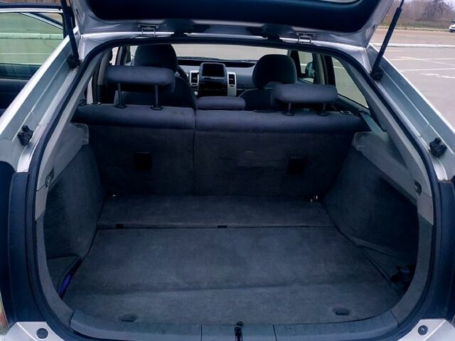 Сірий Тойота Пріус, об'ємом двигуна 1.5 л та пробігом 250 тис. км за 4999 $, фото 11 на Automoto.ua