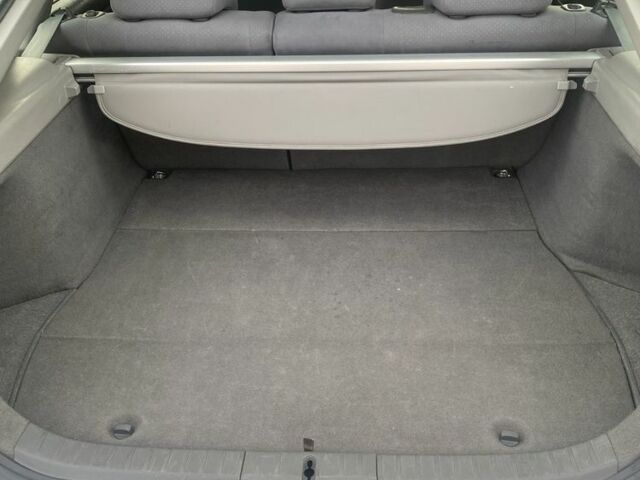 Сірий Тойота Пріус, об'ємом двигуна 1.5 л та пробігом 350 тис. км за 6500 $, фото 10 на Automoto.ua