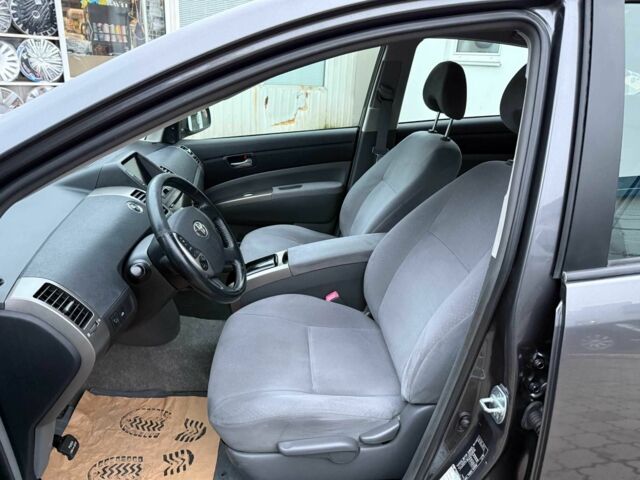 Серый Тойота Приус, объемом двигателя 1.5 л и пробегом 278 тыс. км за 7650 $, фото 11 на Automoto.ua