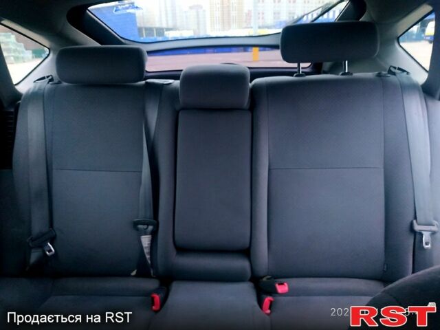 Сірий Тойота Пріус, об'ємом двигуна 1.5 л та пробігом 250 тис. км за 4999 $, фото 10 на Automoto.ua