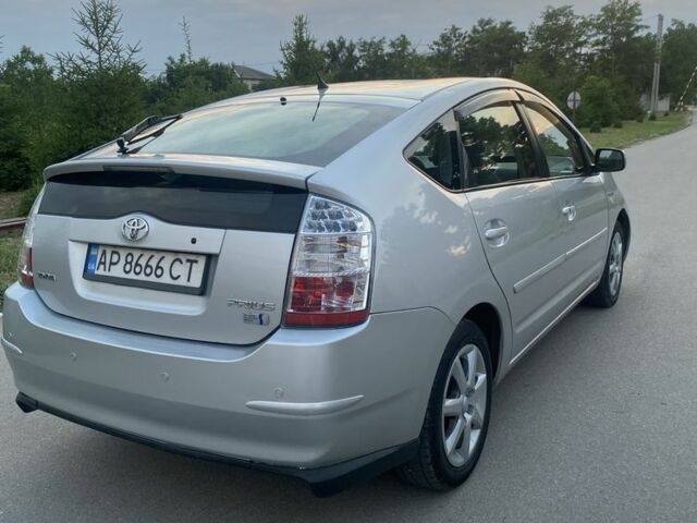 Сірий Тойота Пріус, об'ємом двигуна 1.5 л та пробігом 350 тис. км за 6500 $, фото 2 на Automoto.ua