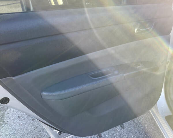 Серый Тойота Приус, объемом двигателя 1.5 л и пробегом 365 тыс. км за 6200 $, фото 17 на Automoto.ua