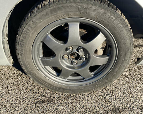 Серый Тойота Приус, объемом двигателя 1.5 л и пробегом 365 тыс. км за 6200 $, фото 12 на Automoto.ua