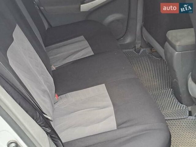 Серый Тойота Приус, объемом двигателя 1.8 л и пробегом 420 тыс. км за 9190 $, фото 10 на Automoto.ua