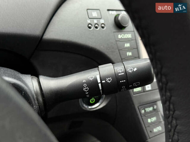 Сірий Тойота Пріус, об'ємом двигуна 1.8 л та пробігом 267 тис. км за 8900 $, фото 56 на Automoto.ua