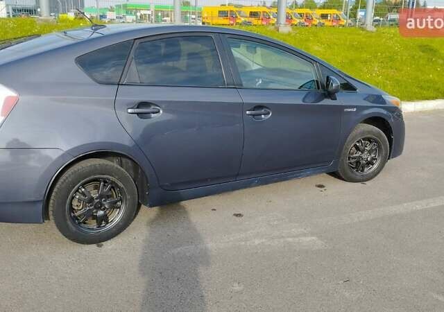 Сірий Тойота Пріус, об'ємом двигуна 1.8 л та пробігом 390 тис. км за 9950 $, фото 8 на Automoto.ua