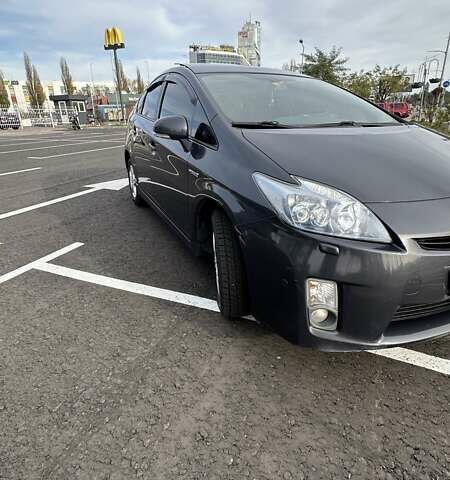 Серый Тойота Приус, объемом двигателя 1.8 л и пробегом 300 тыс. км за 11500 $, фото 7 на Automoto.ua