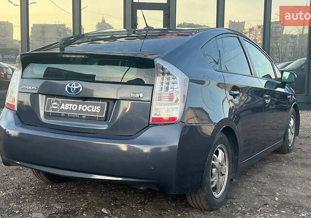 Сірий Тойота Пріус, об'ємом двигуна 1.8 л та пробігом 204 тис. км за 9490 $, фото 7 на Automoto.ua