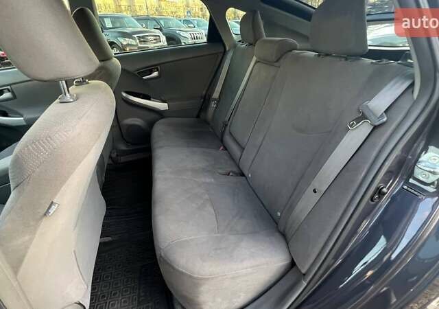 Сірий Тойота Пріус, об'ємом двигуна 1.8 л та пробігом 204 тис. км за 9490 $, фото 9 на Automoto.ua