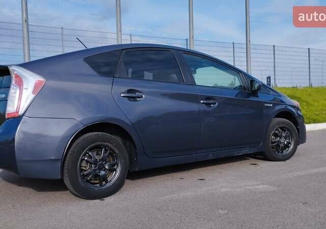 Сірий Тойота Пріус, об'ємом двигуна 1.8 л та пробігом 390 тис. км за 9950 $, фото 10 на Automoto.ua