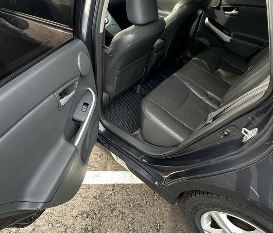 Серый Тойота Приус, объемом двигателя 1.8 л и пробегом 373 тыс. км за 11500 $, фото 8 на Automoto.ua